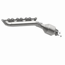 Load image into Gallery viewer, MagnaFlow Direct Fit Catalytic Converter 2009 Kia Borrego 4.6L Driver Side