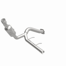 Load image into Gallery viewer, MagnaFlow Direct Fit Catalytic Converter 2009 f-150 V8 5.4 OEM Underbody