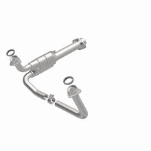 Load image into Gallery viewer, MagnaFlow Direct Fit Catalytic Converter GM 1500/2500/Suburban 5.0L