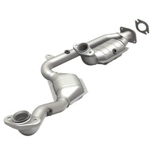 Load image into Gallery viewer, MagnaFlow Direct Fit Catalytic Converter 99-01 Continental 4.6L 50S