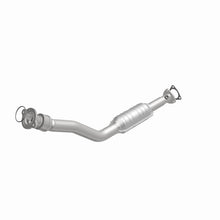 Load image into Gallery viewer, MagnaFlow Direct Fit Catalytic Converter 97-03 Chevy Malibu 3.1L