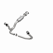Load image into Gallery viewer, MagnaFlow Direct Fit Catalytic Converter 2000 S10 4.3L 4WD