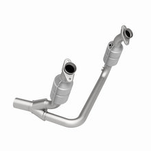 Load image into Gallery viewer, MagnaFlow Direct Fit Catalytic Converter 04 Dodge Durango 3.7L/4.7L
