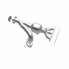 Load image into Gallery viewer, MagnaFlow Direct Fit Catalytic Converter 04-10 Mitsu Endeavor 3.8L