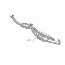 Load image into Gallery viewer, MagnaFlow Direct Fit Catalytic Converter 04 Ford Freestar 3.9L