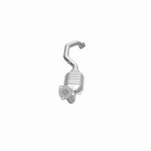 Load image into Gallery viewer, MagnaFlow Direct Fit Catalytic Converter 98-02 3.5L Isuzu Trooper PS