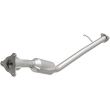 Load image into Gallery viewer, MagnaFlow Direct Fit Catalytic Converter 2002 Saturn VUE 2.2L