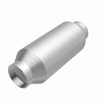 Load image into Gallery viewer, MagnaFlow Universal Catalytic Converter 2.5 inch C/C spun body