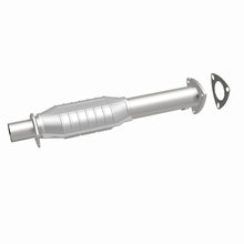 Load image into Gallery viewer, MagnaFlow Direct Fit Catalytic Converter 95-98 GM S10 Pickup 4.3L