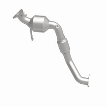 Load image into Gallery viewer, MagnaFlow Direct Fit Catalytic Converter 2007-2010 Q7 V6 3.6 OEM Underbody