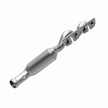 Load image into Gallery viewer, MagnaFlow Direct Fit Catalytic Converter 07-10 BMW X5 4.8L V8