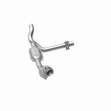 Load image into Gallery viewer, MagnaFlow Direct Fit Catalytic Converter 01 Ford Trucks 4.6L