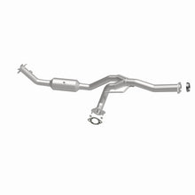 Load image into Gallery viewer, MagnaFlow Direct Fit Catalytic Converter California Grade 07-08 Ford Ranger 3.0L