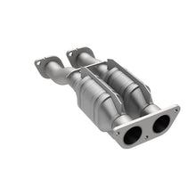 Load image into Gallery viewer, MagnaFlow Direct Fit Catalytic Converter Explorer-Mountaineer 96-98