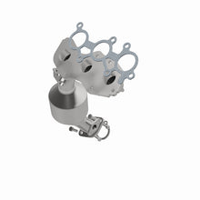 Load image into Gallery viewer, MagnaFlow Direct Fit Catalytic Converter 10-14 RX450H 3.5L Right