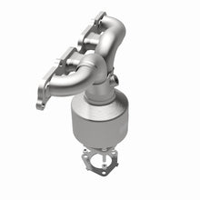 Load image into Gallery viewer, MagnaFlow Direct Fit Catalytic Converter 95/98 Saturn SC/SL/SW 1.9L
