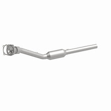 Load image into Gallery viewer, MagnaFlow DF Cat Conv 99-04 VW Beetle T/C GLX Turbo S / 99-03 Golf T/C GLS GTI / 99-03 Jetta T/C GLS