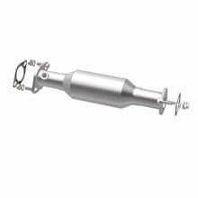 Load image into Gallery viewer, MagnaFlow Direct Fit Catalytic Converter 03-06 Outlander 2.4L