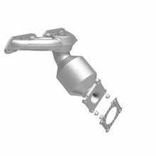 Load image into Gallery viewer, MagnaFlow Direct Fit Catalytic Converter 00-04 Dodge Neon 2L Manifold