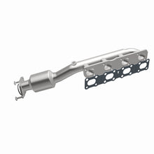 Load image into Gallery viewer, MagnaFlow Direct Fit Catalytic Converter 07 Titan 5.6L D/S manif OEM