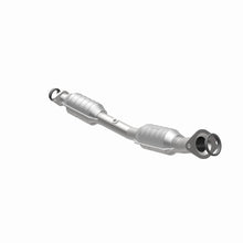 Load image into Gallery viewer, MagnaFlow Direct Fit Catalytic Converter 07-12 Nissan Versa 1.8L