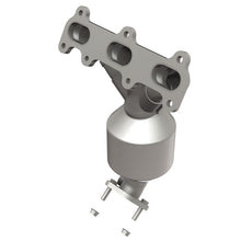 Load image into Gallery viewer, MagnaFlow Direct Fit Catalytic Converter 05-08 Hyundai Tucson/Kia Sportage 2.7 L P/S Manifold AWD