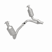 Load image into Gallery viewer, MagnaFlow Direct Fit Catalytic Converter 04 Dakota 3.7/4.7 2WD OEM