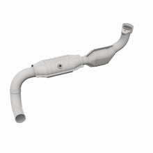 Load image into Gallery viewer, MagnaFlow DF Cat Conv 04-06 Ford F-150 Pick Up (Exc Heritage) / 06 Lincoln Mark LT Truck Driver Side