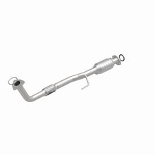 Load image into Gallery viewer, MagnaFlow Direct Fit Catalytic Converter 99-00 Toyota Camry 2.2L