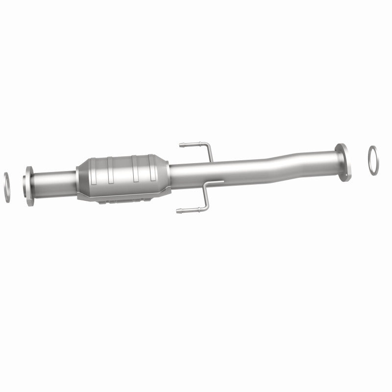 MagnaFlow Direct Fit Catalytic Converter 01-04 Toyota Tacoma 2.4L Rear