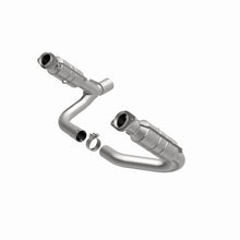 Load image into Gallery viewer, MagnaFlow Direct Fit Catalytic Converter 2008 Chrysler Aspen 4.7L/Dodge Durango 4.7L 2WD