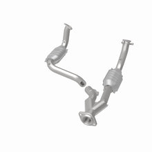 Load image into Gallery viewer, MagnaFlow Direct Fit Catalytic Converter 03-06 Chevy SSR 5.3/6.0 OEM