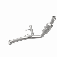 Load image into Gallery viewer, MagnaFlow Direct Fit Catalytic Converter 2009 f-150 V8 5.4 OEM Underbody