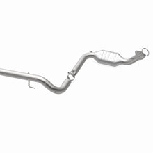 Load image into Gallery viewer, MagnaFlow Direct Fit Catalytic Converter 02-05 Escalade 6.0L Driver Side