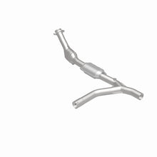 Load image into Gallery viewer, MagnaFlow Direct Fit Catalytic Converter 97-98 E150/E250 4.2L PS
