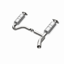 Load image into Gallery viewer, MagnaFlow Direct Fit Catalytic Converter Raider 2006 8 4.7L