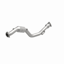 Load image into Gallery viewer, MagnaFlow Direct Fit Catalytic Converter 04/06 VW Phaeton 4.2L Front Passenger Side