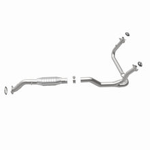 Load image into Gallery viewer, MagnaFlow Direct Fit Catalytic Converter 00 Blazer 4WD 4dr 4.3L OEM