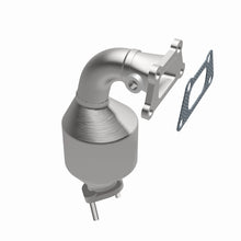 Load image into Gallery viewer, MagnaFlow Direct Fit Catalytic Converter 10-11 Equinox 3.0L Underbody