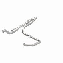 Load image into Gallery viewer, MagnaFlow Direct Fit Catalytic Converter 04-07 Dodge Ram 5.7L