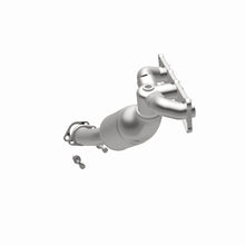 Load image into Gallery viewer, MagnaFlow California DF Catalytic Conv 07-13 BMW 328i L6 3.0LGAS 3.75in Inlet 4in Outlet 2in Dia