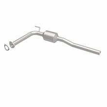 Load image into Gallery viewer, MagnaFlow Direct Fit Catalytic Converter 1993/1995 Volkswagen EuroVan 2.5L