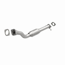 Load image into Gallery viewer, MagnaFlow Direct Fit Catalytic Converter 99-02 Oldsmobile Intrigue