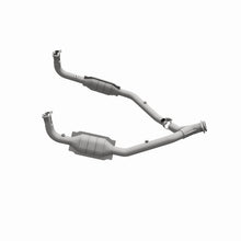 Load image into Gallery viewer, MagnaFlow DF Cat. Conv 97 Land Rover Defender 90 4.0L Y-Pipe Assy / 96-99 Discovery 4.0L Y-Pipe Assy