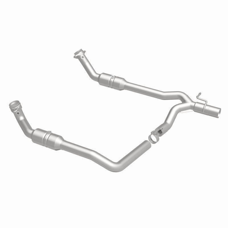 MagnaFlow Direct Fit Catalytic Converter 2009-2012 E-150 5.4 L Underbody