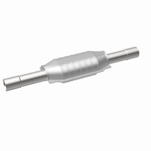 Load image into Gallery viewer, MagnaFlow Direct Fit Catalytic Converter GM 26X6.5 X4 2/2