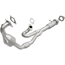 Load image into Gallery viewer, MagnaFlow Direct Fit Catalytic Converter 2010-2011 SRX 3 L Underbody
