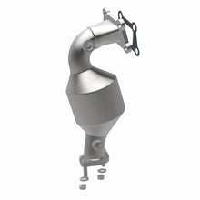 Load image into Gallery viewer, MagnaFlow Direct Fit Catalytic Converter 2012-2014 Equinox 3 3.6 L Underbody