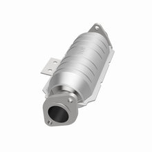 Load image into Gallery viewer, MagnaFlow Direct Fit Catalytic Converter 98 Elantra 1.8L Rear Conv 9