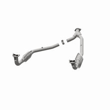 Load image into Gallery viewer, MagnaFlow DF Cat. Conv 97 Land Rover Defender 90 4.0L Y-Pipe Assy / 96-99 Discovery 4.0L Y-Pipe Assy
